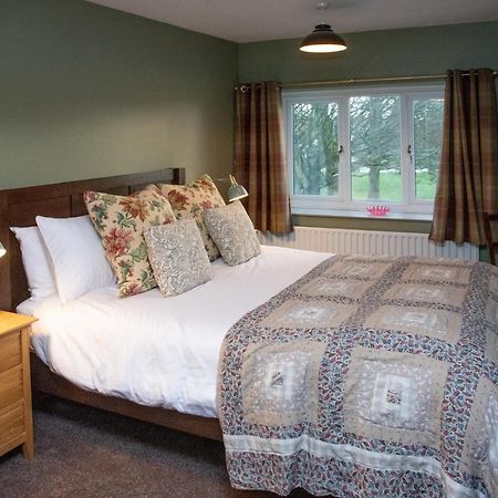 Work And Relax - Fast Wifi, Fireplace & Near Pub Newton Aycliffe Eksteriør billede
