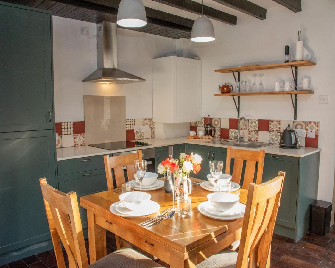 Work And Relax - Fast Wifi, Fireplace & Near Pub Newton Aycliffe Eksteriør billede