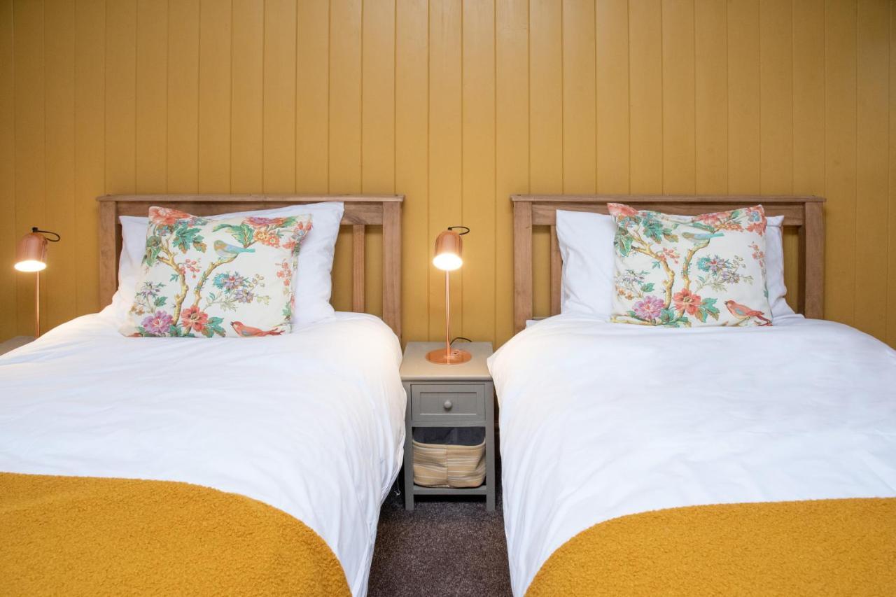 Work And Relax - Fast Wifi, Fireplace & Near Pub Newton Aycliffe Eksteriør billede