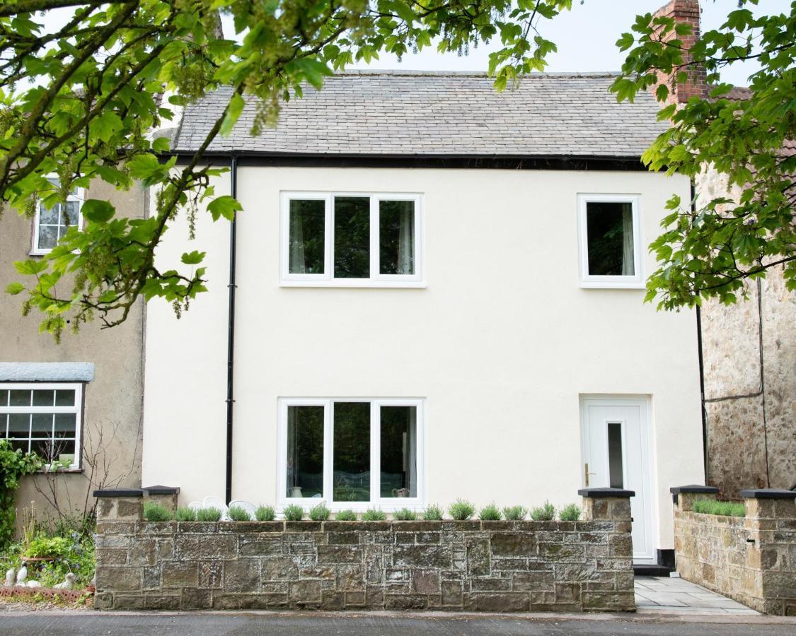 Work And Relax - Fast Wifi, Fireplace & Near Pub Newton Aycliffe Eksteriør billede