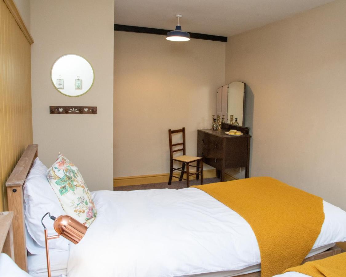 Work And Relax - Fast Wifi, Fireplace & Near Pub Newton Aycliffe Eksteriør billede